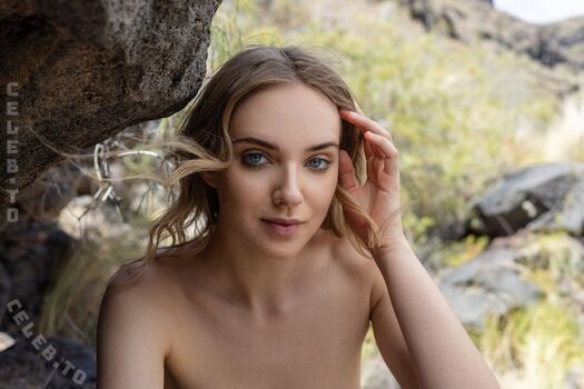 Full leaked Oxana chic private onlyfans photo