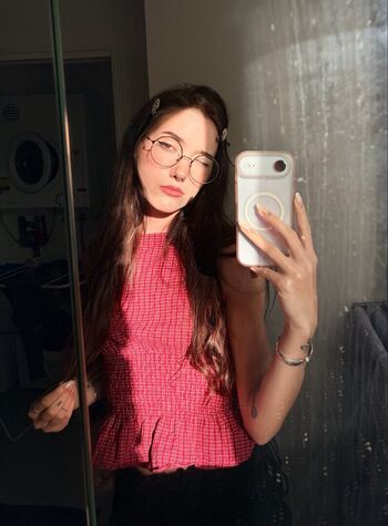 Full leaked Paisley private onlyfans photo