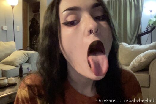 Full leaked Pale snow white private onlyfans photo