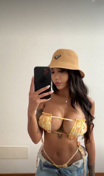 Full leaked Paola henrique private onlyfans photo