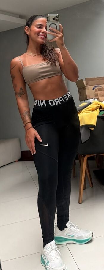 Paula Nobre