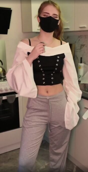 Full leaked Perlinna page private onlyfans photo