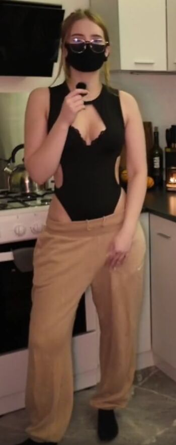 Full leaked Perlinna page private onlyfans photo
