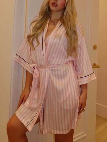 Phoebebzhang
