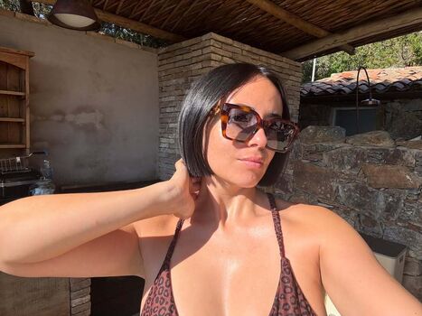 Full leaked Pieds agathe auproux page private onlyfans photo
