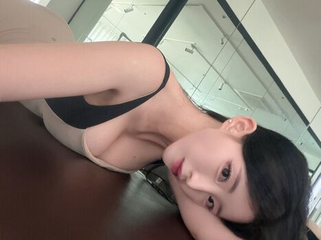Full leaked Pilaxxs page private onlyfans photo