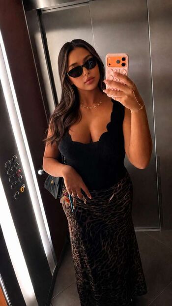 Full leaked Pimentrouuge private onlyfans photo
