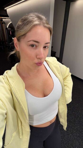 Full leaked Pineapplebrat  page private onlyfans photo