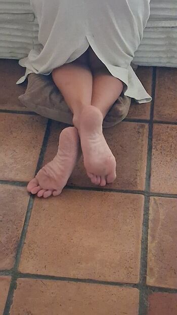 Full leaked Plantes de pieds candid page private onlyfans photo