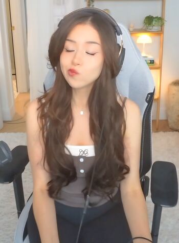 Pokimane