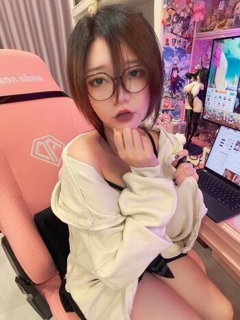 Full leaked Potatogodzilla private onlyfans photo