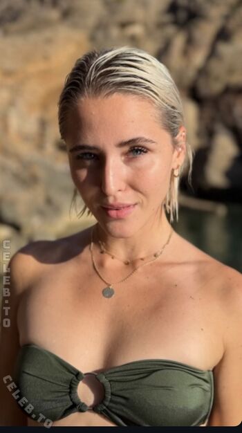 Full leaked Princessmaikelea private onlyfans photo