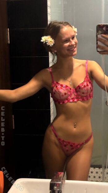 Full leaked Princessvaleriie private onlyfans photo