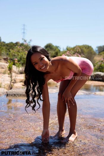 Full leaked Putri cinta private onlyfans photo