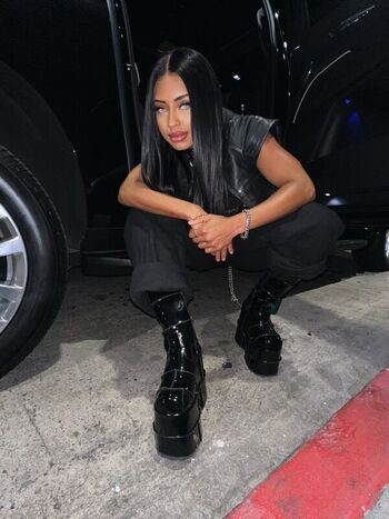 Full leaked Qimmah russo  page private onlyfans photo