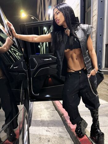 Full leaked Qimmah russo  page private onlyfans photo