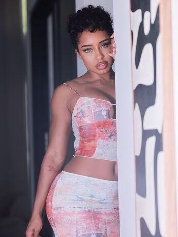 Full leaked Qimmah russo  page private onlyfans photo
