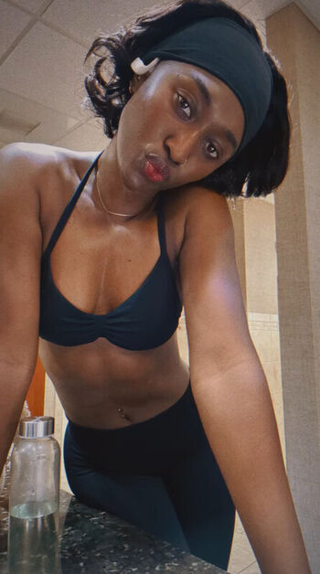 Full leaked Queen aminata  page private onlyfans photo