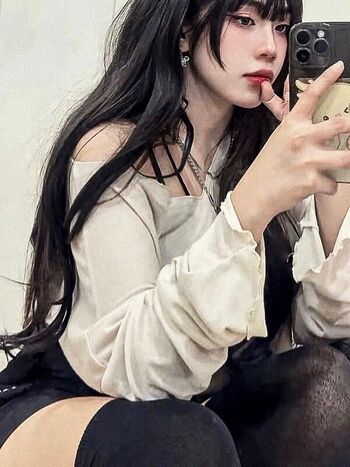 Full leaked R private onlyfans photo