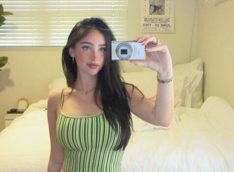 Full leaked Rae cambra private onlyfans photo