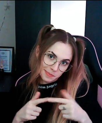 Raine Reacts