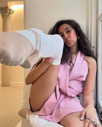 Full leaked Raveena private onlyfans photo