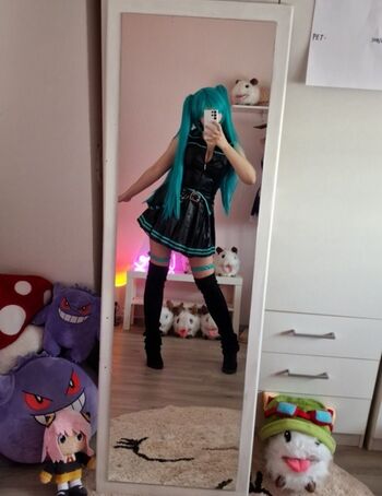 Full leaked Realmisskira private onlyfans photo