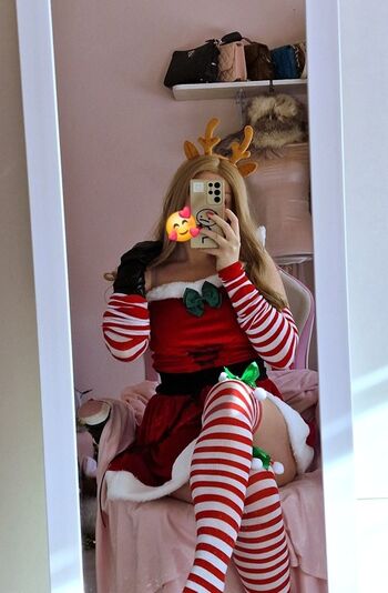Full leaked Realmisskira private onlyfans photo