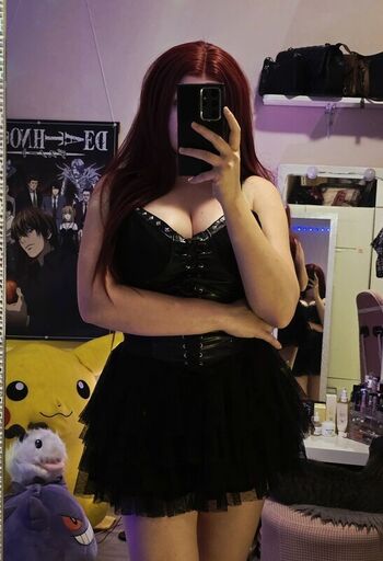 Full leaked Realmisskira private onlyfans photo