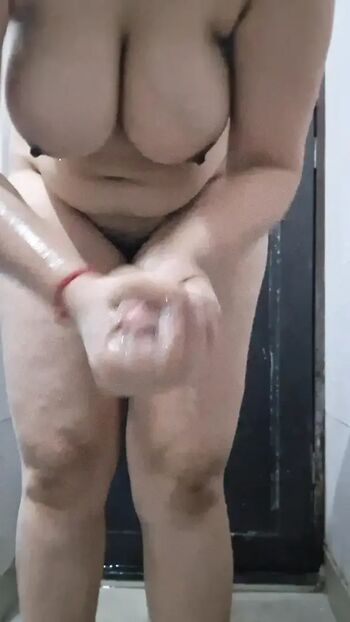 Riya Moni