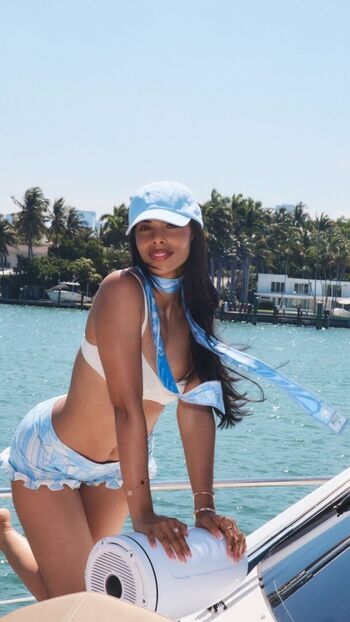 Rochelle Humes