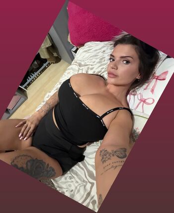 Full leaked Rosie amber owen private onlyfans photo