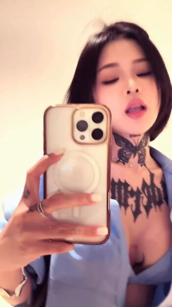 Full leaked Rungruedee thammakoon page private onlyfans photo
