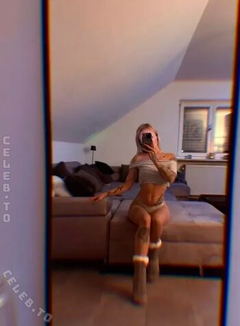 Full leaked Sahniita private onlyfans photo