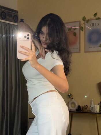Full leaked Sakshi pandey page private onlyfans photo