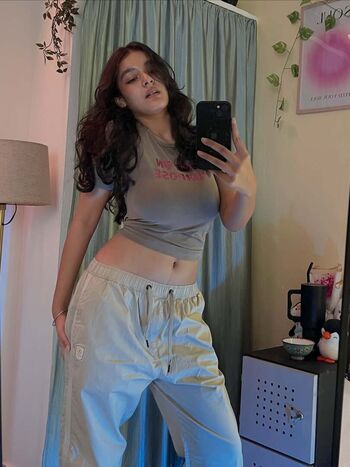 Full leaked Sakshi pandey private onlyfans photo