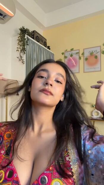Full leaked Sakshi pandey private onlyfans photo