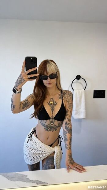 Full leaked Sallydinosaur private onlyfans photo
