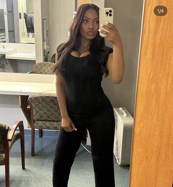 Samantha Marie