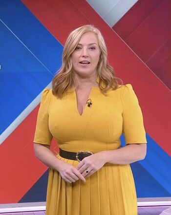 Full leaked Sarah jane mee page private onlyfans photo
