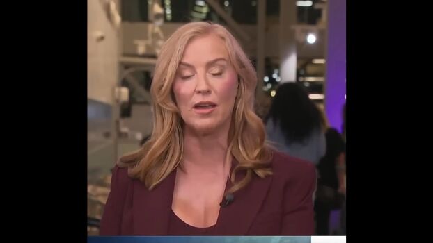 Full leaked Sarah jane mee page private onlyfans photo