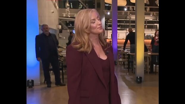 Full leaked Sarah jane mee page private onlyfans photo