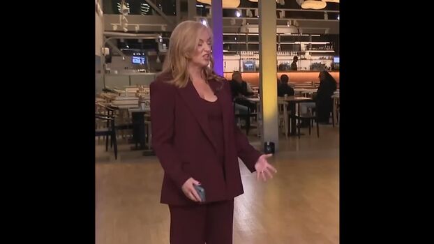 Full leaked Sarah jane mee page private onlyfans photo