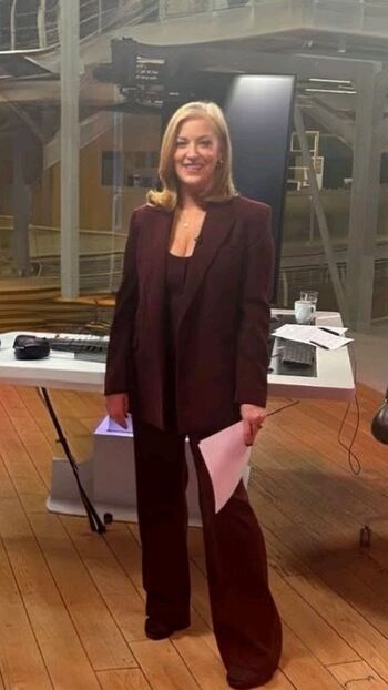 Full leaked Sarah jane mee page private onlyfans photo