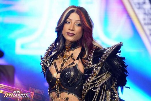 Sasha Banks