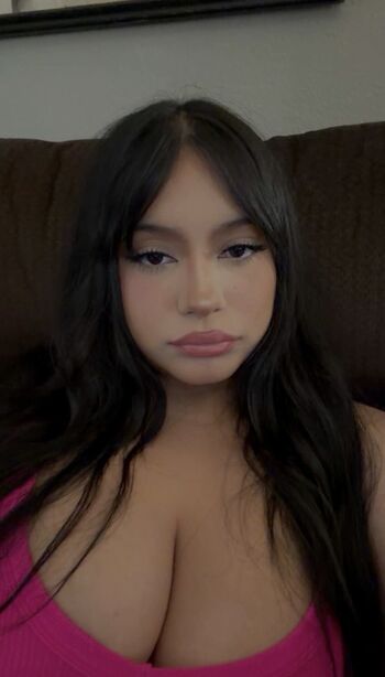 saucyysuzzy