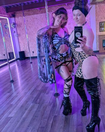 Full leaked Seiseiseiyes private onlyfans photo