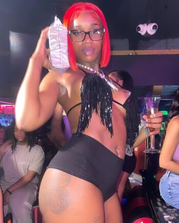 Full leaked Sexxy red private onlyfans photo