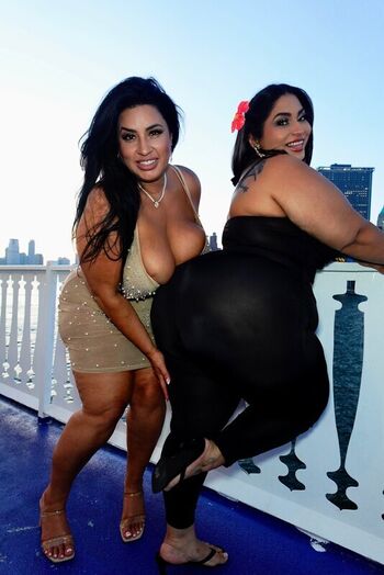 sexylatinapeach