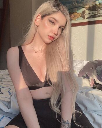 Full leaked Shcareta  page private onlyfans photo